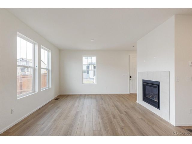 28650 E 6th Pl, Watkins, CO 80137