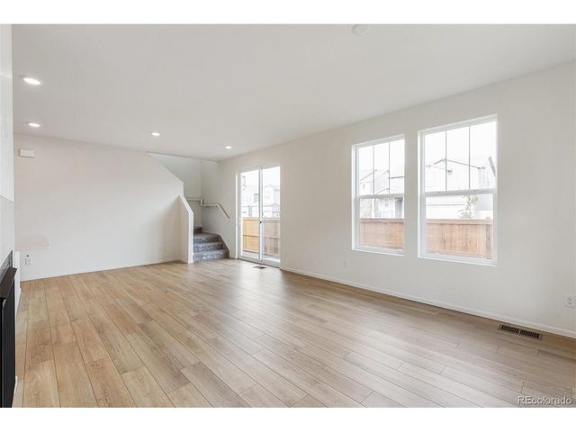 28650 E 6th Pl, Watkins, CO 80137