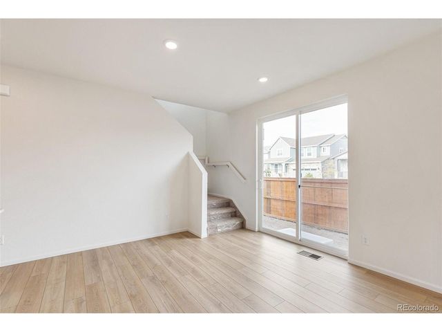 28650 E 6th Pl, Watkins, CO 80137