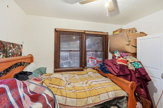 861 Wayside Dr, Turlock, CA 95380