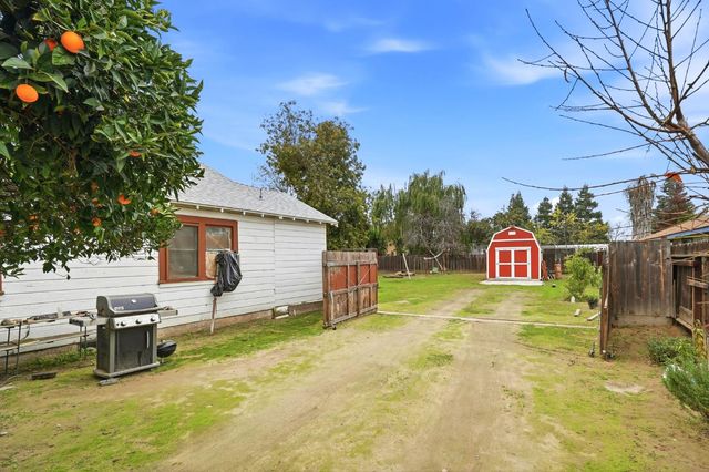 861 Wayside Dr, Turlock, CA 95380