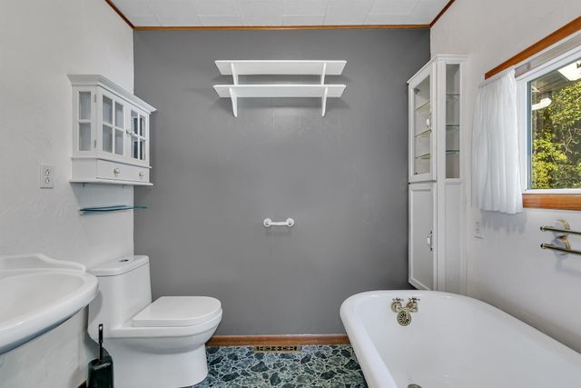 1910 30th Street SW, Willmar, MN 56201