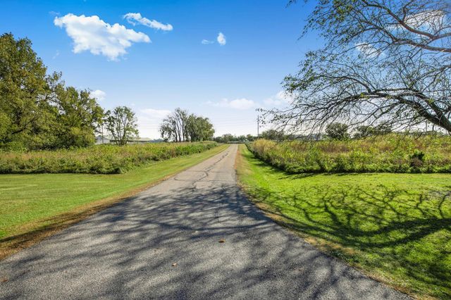 1910 30th Street SW, Willmar, MN 56201