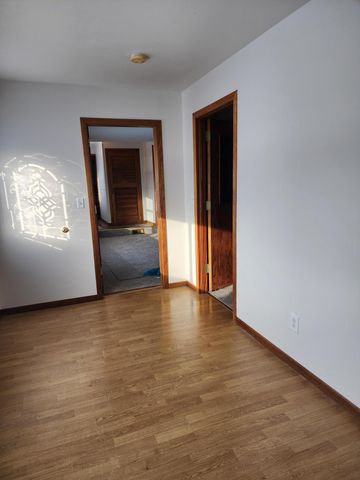 1910 30th Street SW, Willmar, MN 56201