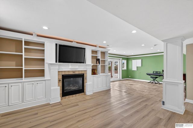 13811 S 41st Street, Bellevue, NE 68123