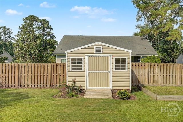 200 Sawgrass Drive, Savannah, GA 31405