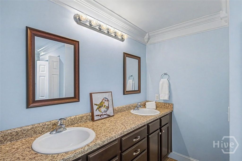 Image 20 of property listing at 200 Sawgrass Drive, Savannah, GA 31405