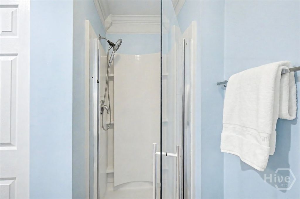 Image 23 of property listing at 200 Sawgrass Drive, Savannah, GA 31405