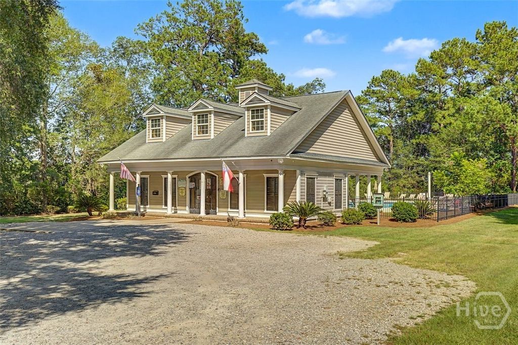 Image 43 of property listing at 200 Sawgrass Drive, Savannah, GA 31405