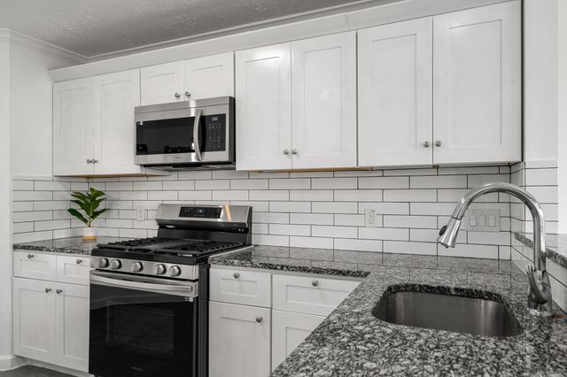 2031 Summerfield Place, Sugar Land, TX 77478