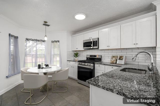 2031 Summerfield Place, Sugar Land, TX 77478