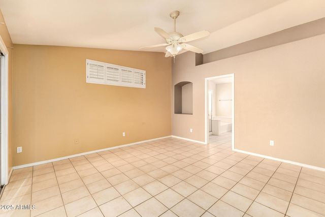 15221 N 87th Drive, Peoria, AZ 85381