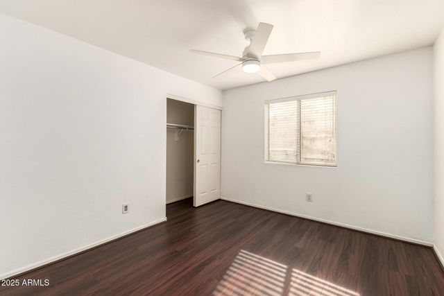 15221 N 87th Drive, Peoria, AZ 85381