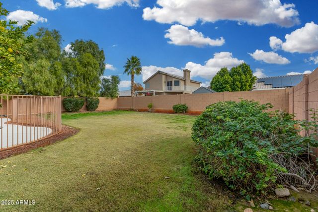 15221 N 87th Drive, Peoria, AZ 85381