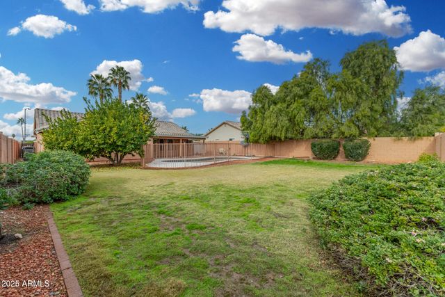 15221 N 87th Drive, Peoria, AZ 85381