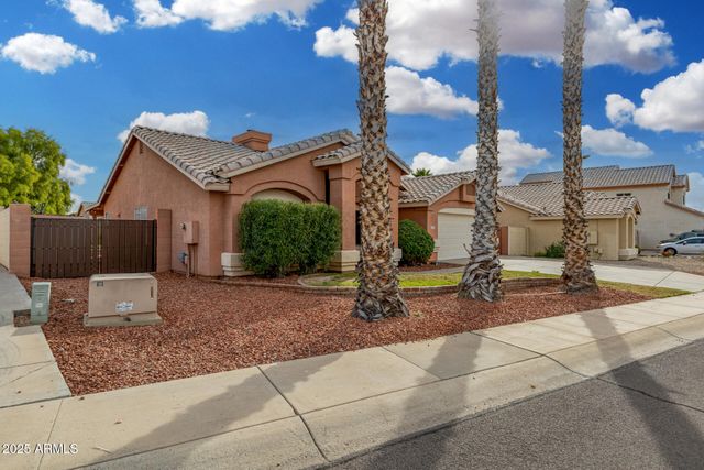 15221 N 87th Drive, Peoria, AZ 85381
