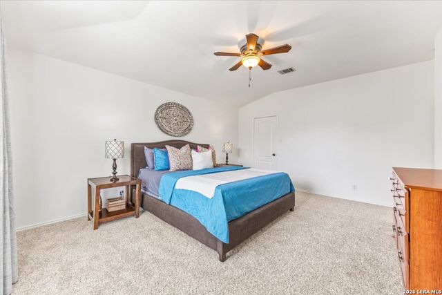120 Kitty Hawk Run, Cibolo, TX 78108