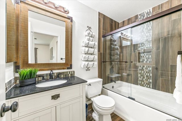 120 Kitty Hawk Run, Cibolo, TX 78108