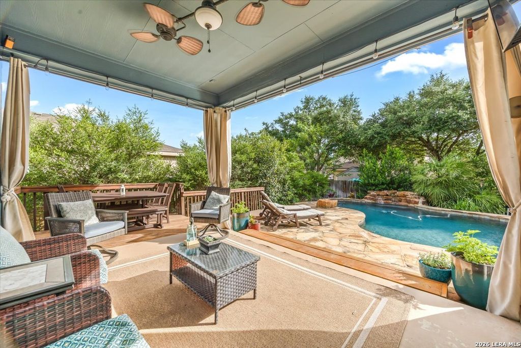 120 Kitty Hawk Run, Cibolo, TX 78108