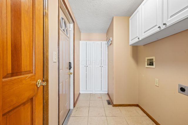 6248 Billington Drive, Columbus, OH 43213