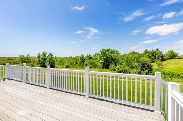2403 W 10th Avenue, Indianola, IA 50125