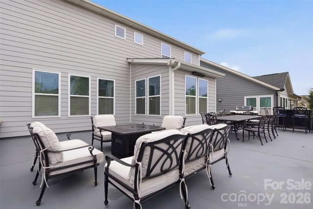 531 Red Wolf Lane, Clover, SC 29710