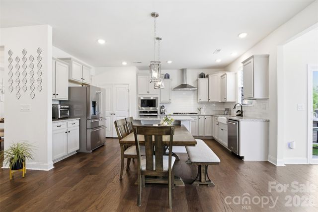 531 Red Wolf Lane, Clover, SC 29710