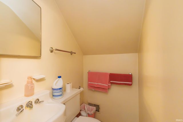 1217 S Helen Drive, Muncie, IN 47302