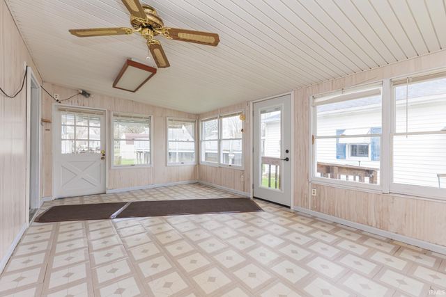 1217 S Helen Drive, Muncie, IN 47302