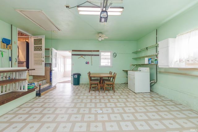 1217 S Helen Drive, Muncie, IN 47302