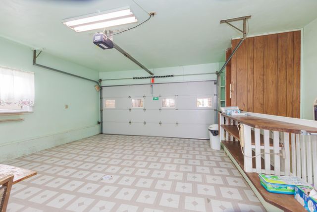 1217 S Helen Drive, Muncie, IN 47302