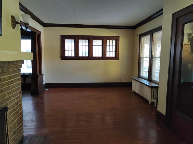 2537 Pillsbury Avenue S, Minneapolis, MN 55404