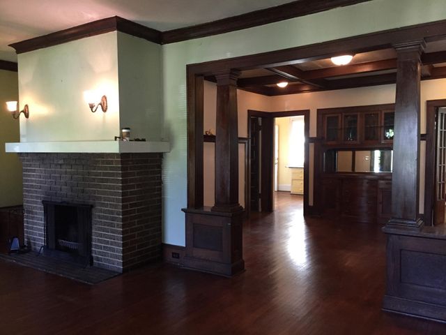 2537 Pillsbury Avenue S, Minneapolis, MN 55404