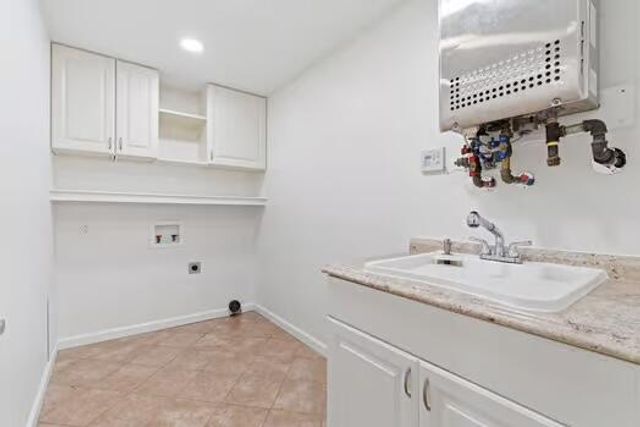 6308 S Glenridge Drive, Springfield, MO 65804