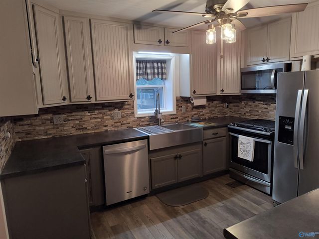 18 Jones Road, Gadsden, AL 35901