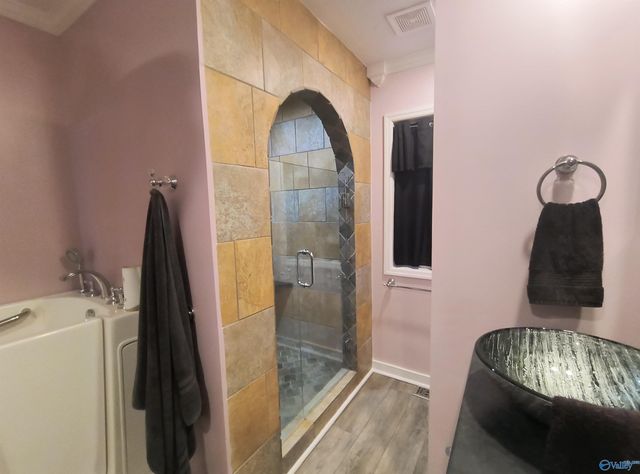 18 Jones Road, Gadsden, AL 35901