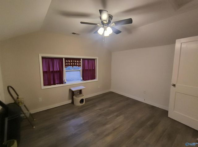 18 Jones Road, Gadsden, AL 35901