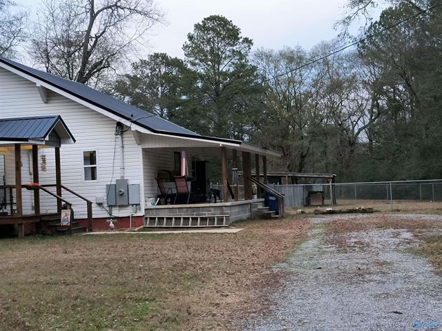 18 Jones Road, Gadsden, AL 35901