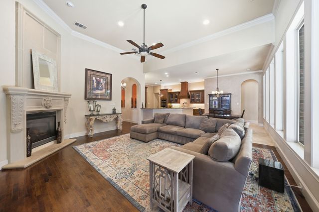 4229 Bluffview Boulevard, Dallas, TX 75209