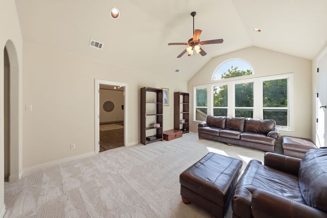 4229 Bluffview Boulevard, Dallas, TX 75209