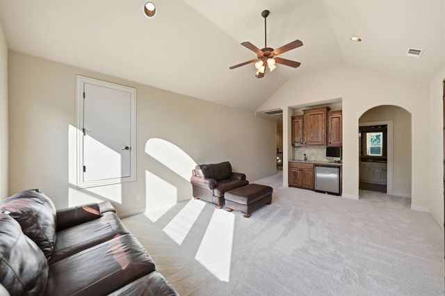 4229 Bluffview Boulevard, Dallas, TX 75209