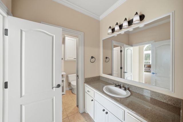 4229 Bluffview Boulevard, Dallas, TX 75209