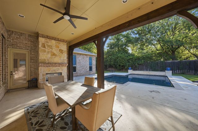 4229 Bluffview Boulevard, Dallas, TX 75209