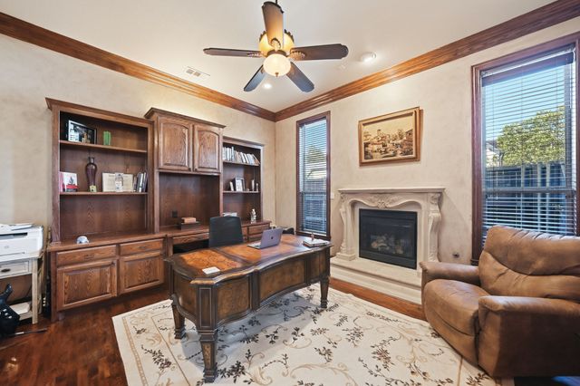 4229 Bluffview Boulevard, Dallas, TX 75209