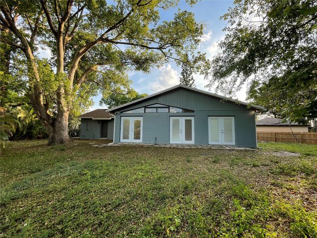 620 LOCUST COURT, Winter Springs, FL 32708