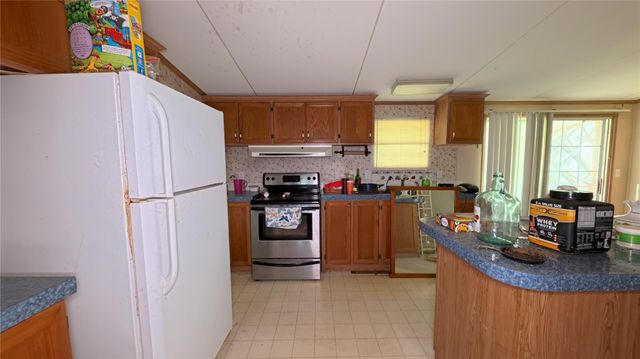 505 Koym Street, East Bernard, TX 77435