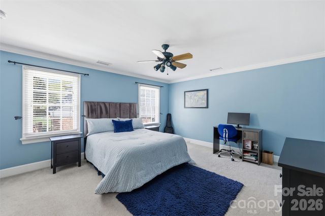 1124 Linganore Place, Charlotte, NC 28203