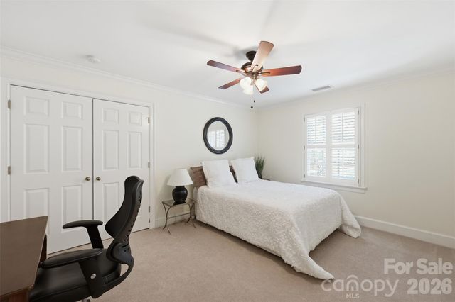 1124 Linganore Place, Charlotte, NC 28203