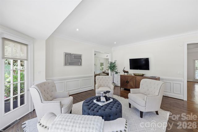 1124 Linganore Place, Charlotte, NC 28203