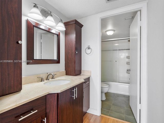 18021 Biscayne Boulevard 603, Aventura, FL 33160
